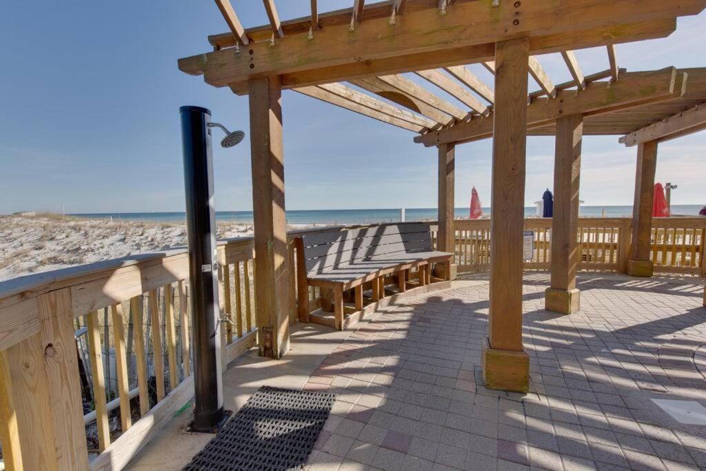 Pelican Beach Resort-Walkout Unit-On The Beach Destin Exterior foto